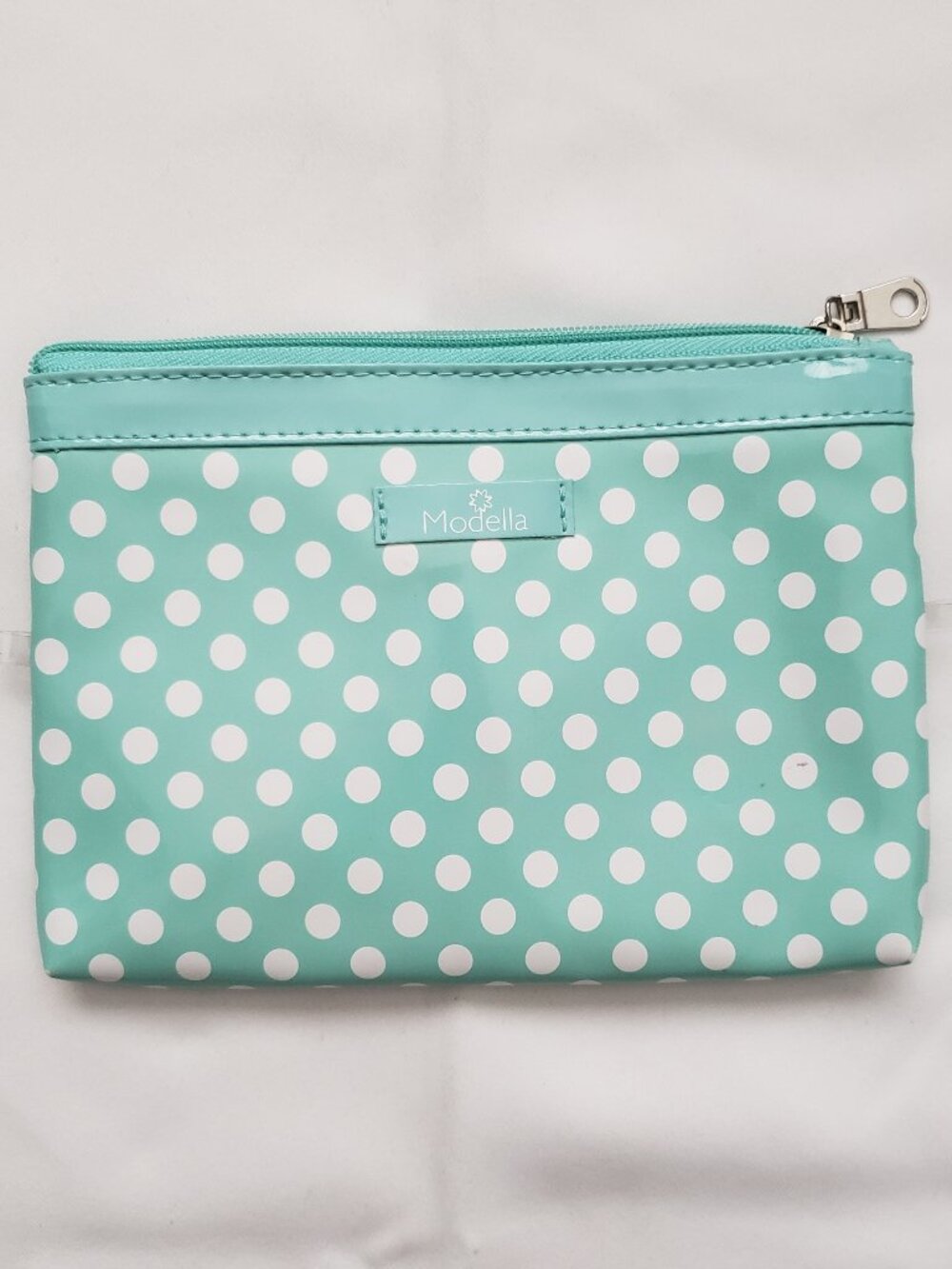 Modella mint & white polka dot makeup travel bag zipper closure storage 6 x 8"